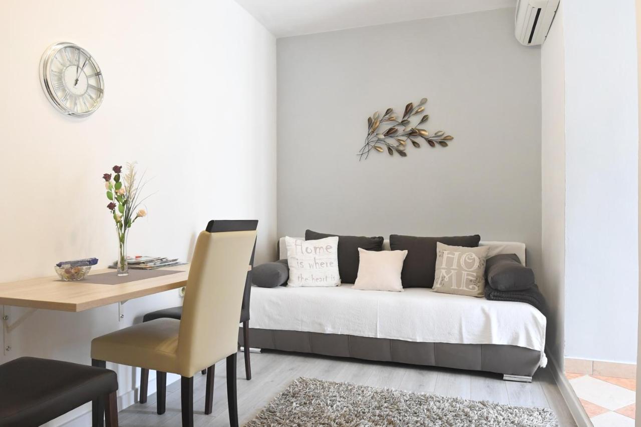 Apartment Karla 자다르 외부 사진